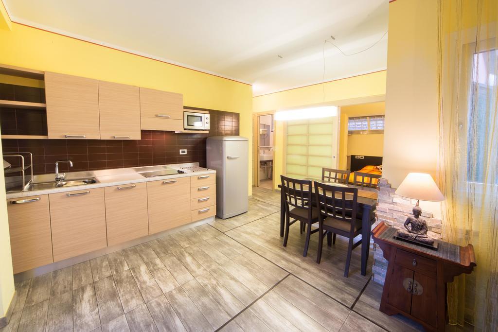 Appartamento con 1 Camera da Letto, Patio e Terrazza
